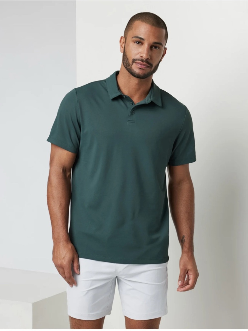 Vuori Men's Gamepoint Polo in Aspen